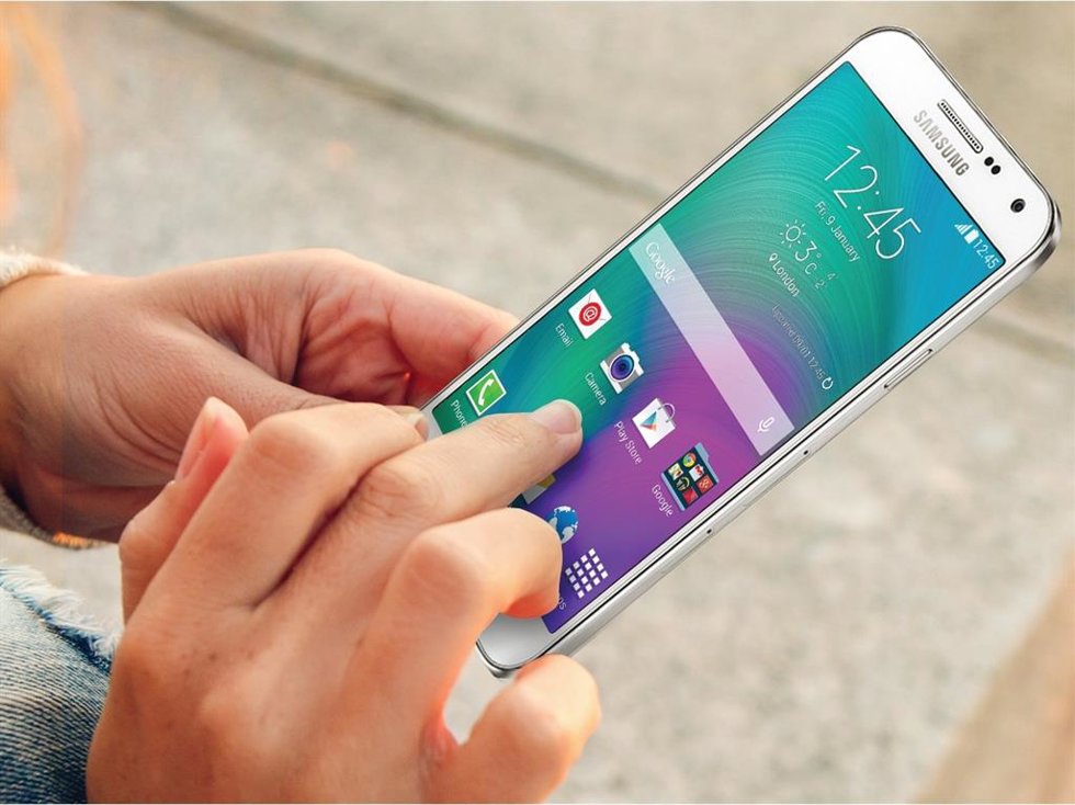 Archivo - Samsung y Movistar presentan en Perú el Galaxy E7