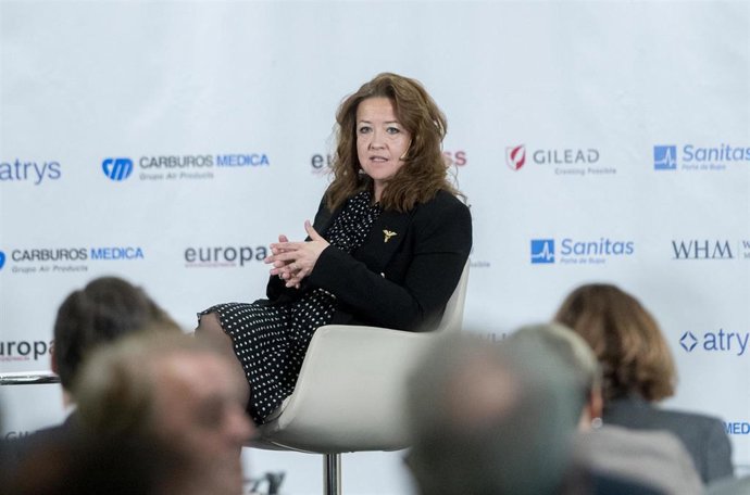 Archivo - La consejera de Sanidad de la Comunidad de Madrid, Fátima Matute, durante un Desayuno Socio-Sanitario organizado por Europa Press