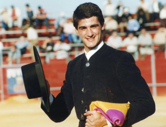 Sale a la venta una nueva edición del libro 'Jesulín 3.0' con motivo del 50 aniversario del torero.