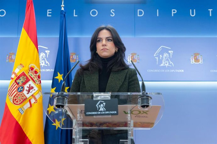 La portavoz de VOX en el Congreso, Pepa Millán, durante una rueda de prensa anterior a la Junta de Portavoces, a 9 de enero de 2024, en Madrid (España).