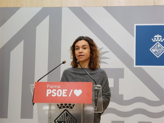 La portavoz del Grupo Socialista en el Ayuntamiento de Palma, Rosario Sánchez.