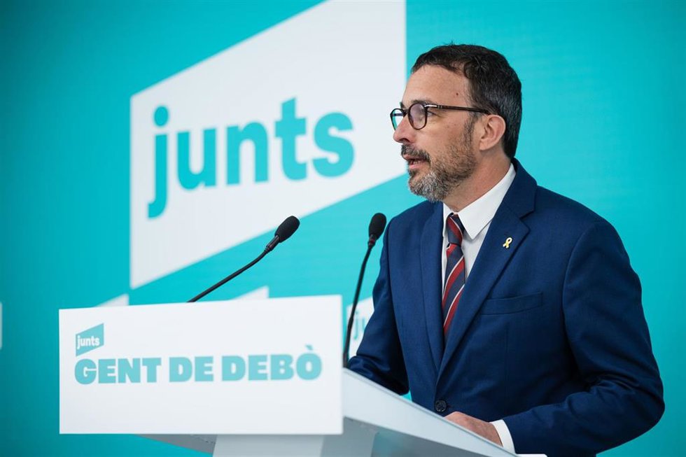 Archivo - El portavoz de Junts, Josep Rius, en rueda de prensa