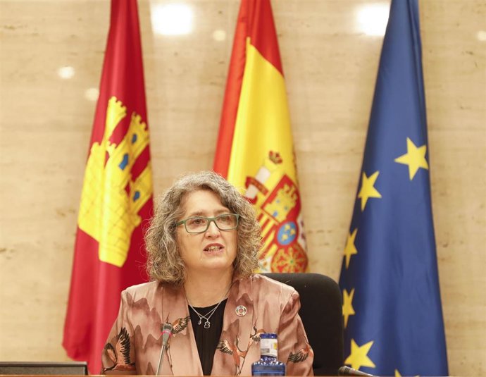 Archivo - La consejera de Desarrollo Sostenible, Mercedes Gómez, en las Cortes