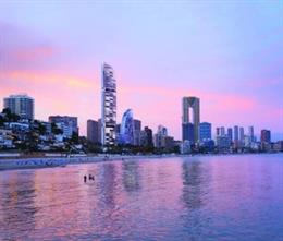 Playa de Poniente de Benidorm (Alicante).