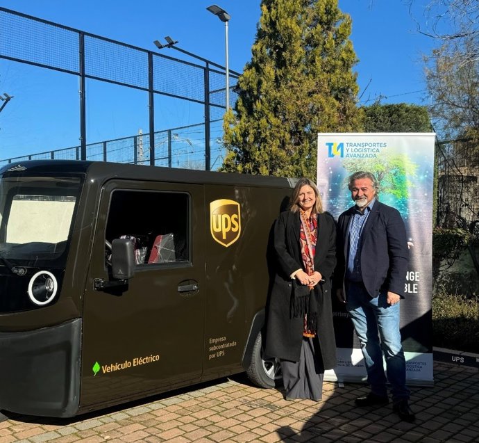 Romina Lorenzo, directora general de UPS Iberia y Jorge Luis Jiménez, director general de TLA