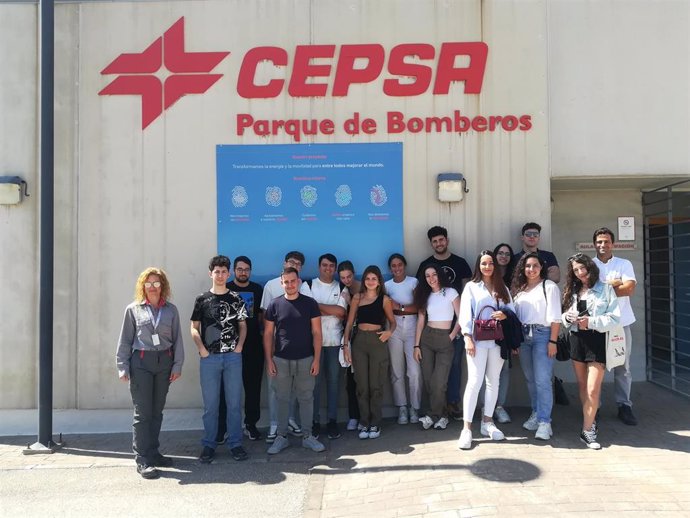 Cepsa cierra 2023 con casi 7.000 visitantes en sus parques energéticos de Cádiz y Huelva