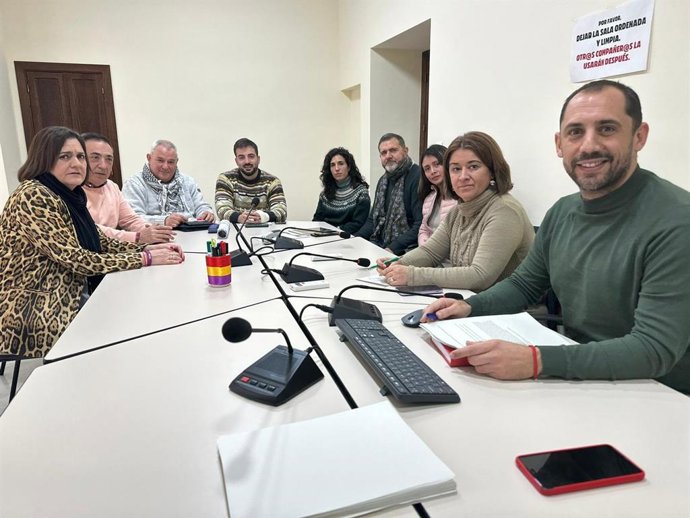 Un momento de la reunión entre responsables y representantes de IU, Por Andalucía y CCOO.