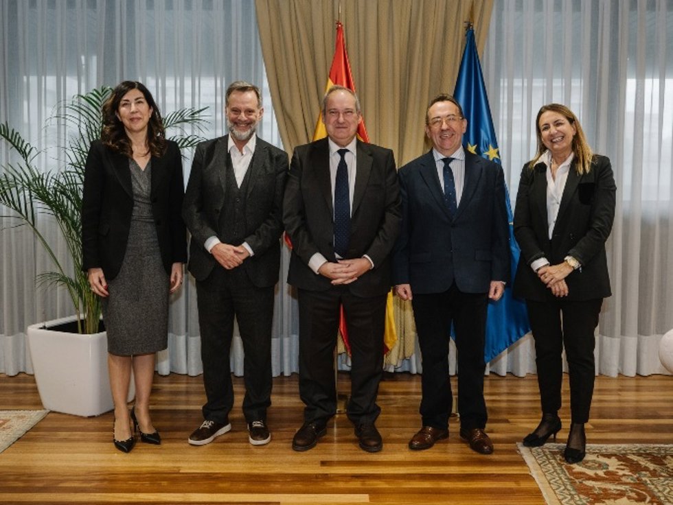 Hereu comparte con la CEOE su voluntad de seguir impulsando la transformación del sector turístico.