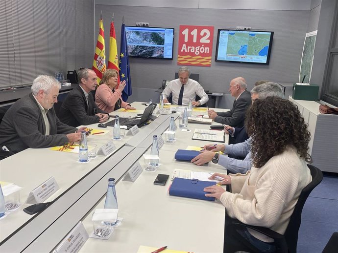 El presidente del Gobierno de Aragón, Jorge Azcón, ha presidido la reunión del CECOP.