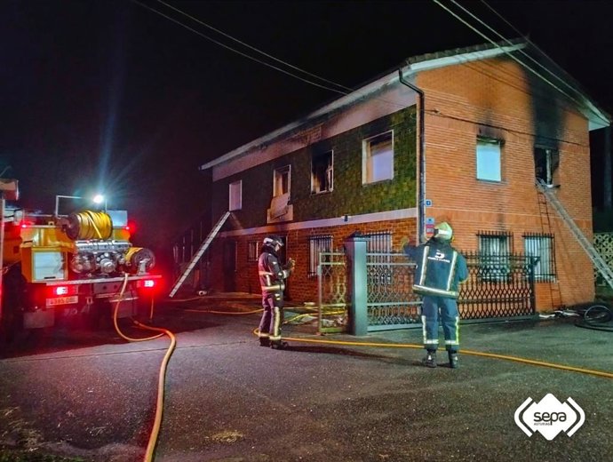 Vivienda afectada por el fuego.