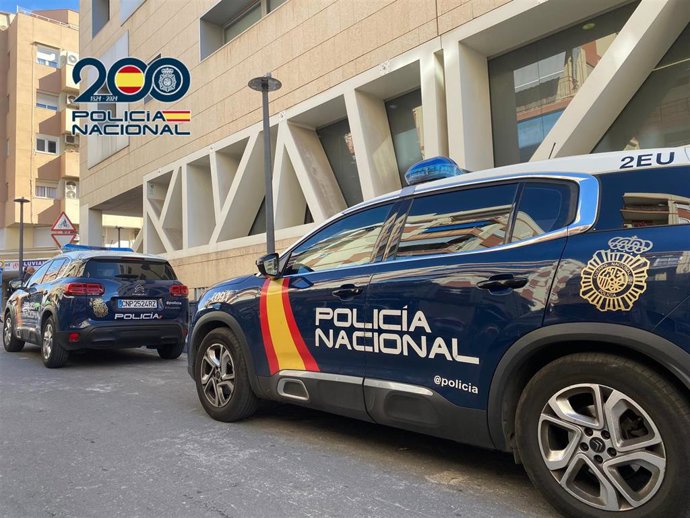 Vehículo de la Policía Nacional en Alicante