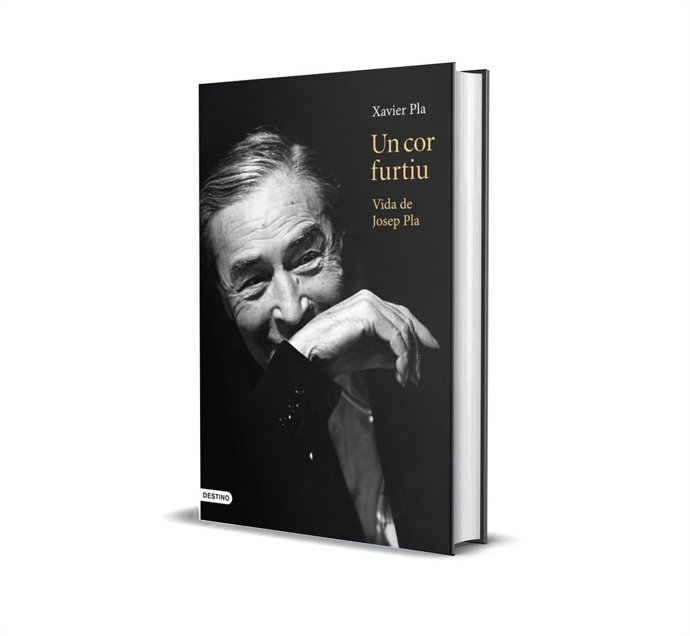 Cubierta de la biografía de Josep Pla 'Un cor furtiu' (Destino) de Xavier Pla