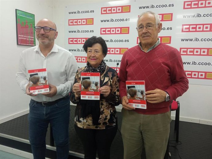 Juan Sepulveda, Secretario General de la Federación Estatal de Pensionistas y Jubilados de CCO; Rafaela García, Secretaria General de la Federación de Pensionistas y Jubilados de CCOO Illes Balears; José Luis García, Secretario General de CCOO.