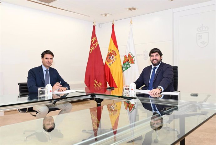 Reunión del presidente de la Comunidad, Fernando López Miras, y el alcalde de Molina, José Ángel Alfonso