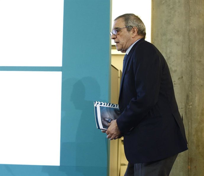 Archivo - El expresidente de Telefónica, César Alierta