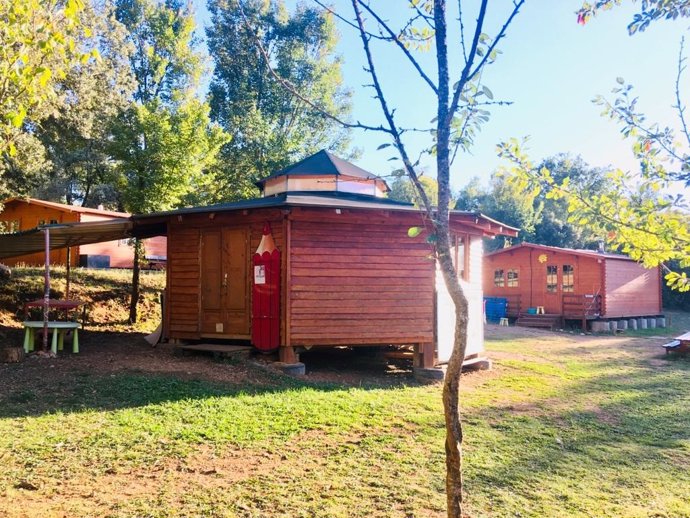 Archivo - Escuela de Caneto, en la Comarca de Sobrarbe.