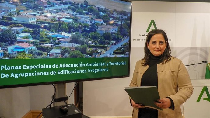 La delegada de Fomento, Articulación del Territorio y Vivienda de la Junta en Córdoba, Carmen Granados.