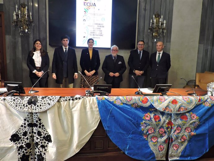 Presentación del cartel del Festival Taurino de Écija en la Casa de la Provincia de Sevilla.