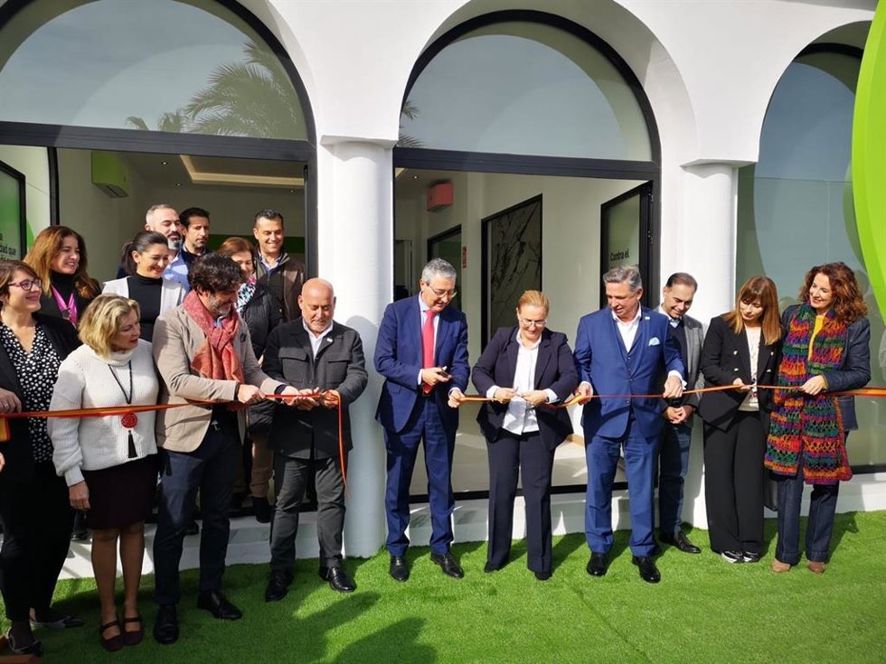 La Asociación Española Contra el Cáncer amplía y renueva su sede de Fuengirola