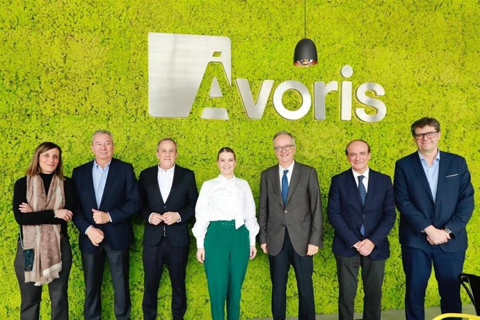 Prohens reitera la apuesta del Govern por impulsar la innovación en el sector turístico en su visita a Ávoris.