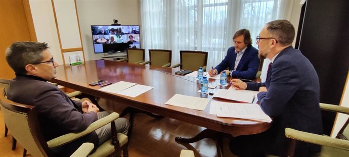 Itxaso ha convocado a responsables institucionales y técnicos para analizar la actual situación y las posibles respuestas ante la amenaza de llegada de pélets a Euskadi