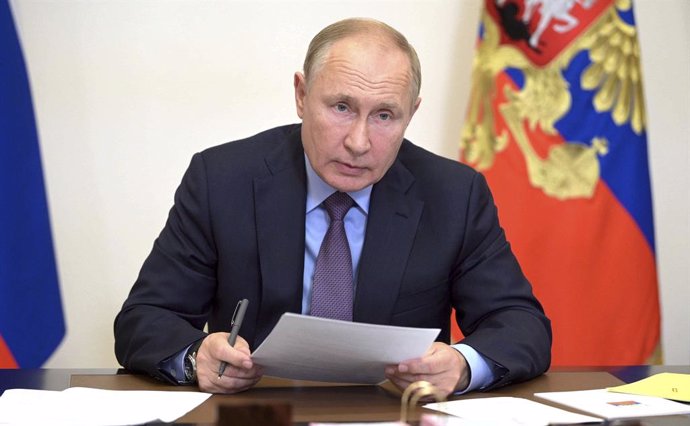 Archivo - STYLELOCATIONRussian President Vladimir Putin chairs a video conference with members of the Russian government and his United Russia political party from the Novo-Ogaryov state residence September 14, 2021 outside Moscow, Russia.