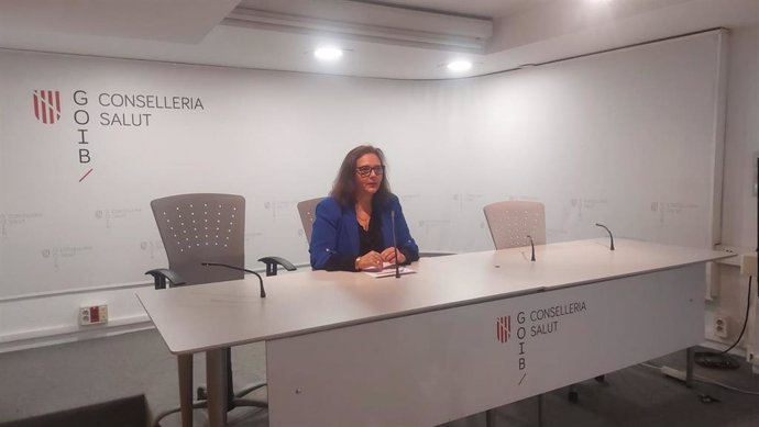 La consellera de Salud, Manuela García, comparece en rueda de prensa.