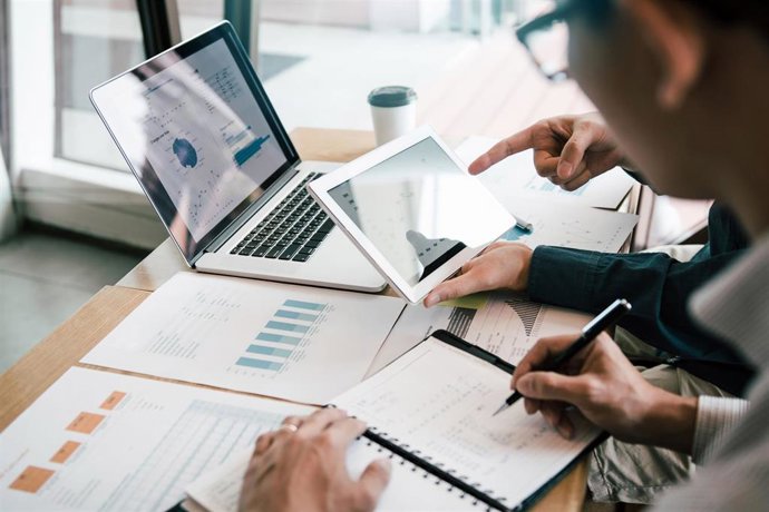 Educación convoca nuevos cursos de los tres primeros niveles de competencia digital docente.