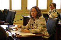 MÉS critica que Vox incluya en el Decreto de Vivienda una propuesta para que los menores vuelvan a los eventos taurinos