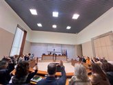 Foto: Un tenso debate con acusaciones mutuas precede la comparecencia de la Xunta este viernes en el Parlamento
