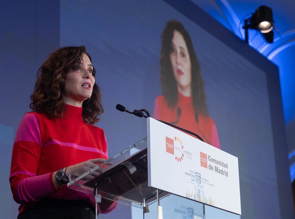 La presidenta de la Comunidad de Madrid, Isabel Díaz Ayuso, interviene durante la segunda y última jornada de la XIV edición de Spain Investors Day, en el Hotel Mandarin Oriental Ritz, a 11 de enero de 2024