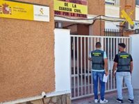 Detenidos un hombre y su madre acusados de prostituir a una mujer en su local de hostelería en Huércal-Overa (Almería)