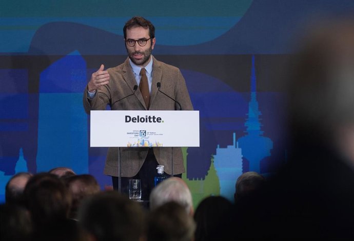 El ministro de Economía, Comercio y Empresa, Carlos Cuerpo, interviene durante la segunda y última jornada de la XIV edición de Spain Investors Day, en el Hotel Mandarin Oriental Ritz, a 11 de enero de 2024, en Madrid (España). Spain Investors Day (SID)