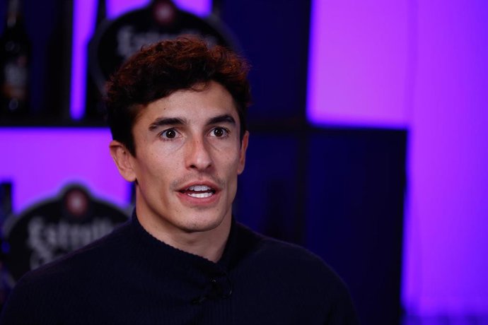 Marc Márquez durante un acto con Estrella Galiicia 0,0