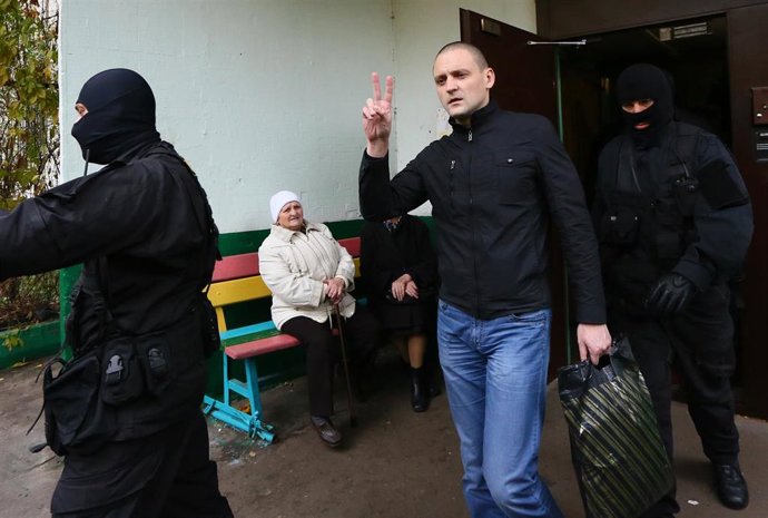 Archivo - Oct. 17, 2012 - Moscow, Russia - Russia's Left Front leader Sergei Udaltsov is being investigated for provoking mass unrest and for organising terrorist attacks...Pictured: October 17,2012. Moscow,Russia. Russian opposition leader Sergei Udalt