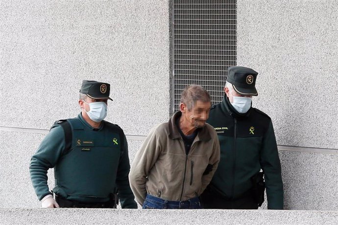 El hombre detenido por el crimen de Rábade pasa a disposición judicial junto a dos Guardias Civiles, a 11 de enero de 2024, en Lugo, Galicia (España). 