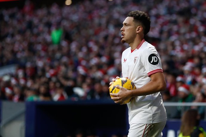 Lucas Ocampos of Sevilla FC looks on during Spanish League, LaLiga EA Sports, football match played between Atletico de Madrid and Sevilla FC at Civitas Metropolitano on December 23, 2023, in Madrid, Spain.