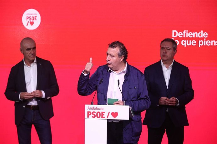Archivo - El presidente del PSOE de Sevilla, Javier Fernández