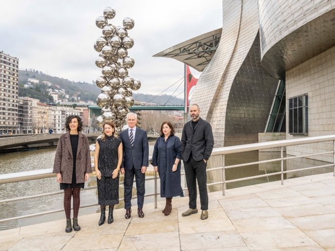 Guggenheim Bilbao exhibirá durante 2024 exposiciones de Giovanni Anselmo, June Crespo, Martha Jungwirth y Yoshitomo Nara