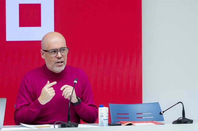 El secretario general de CCOO, Unai Sordo presenta las prioridades y demandas del sindicato para este año 2024, en la sede de CCOO, a 10 de enero de 2024, en Madrid (España). Durante la presentación, Sordo ha instado al Gobierno a convocar a los sindica