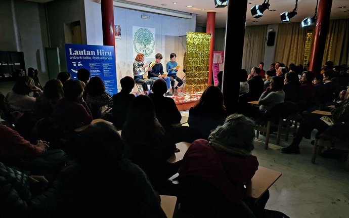 Archivo - Obra de teatro breve del festival Lautan3, de Euskaltzaindia