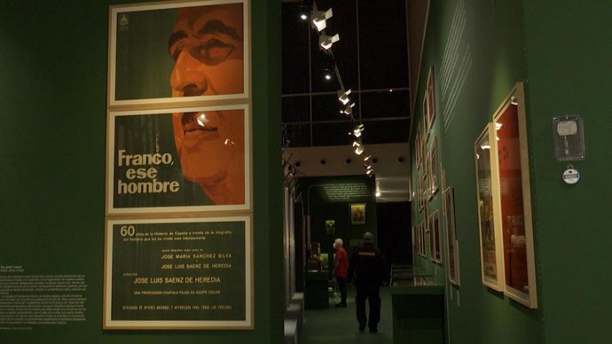 Archivo - El MuVIM acoge una exposición que reflexiona sobre la campaña propagandística del franquismo en el año 1964