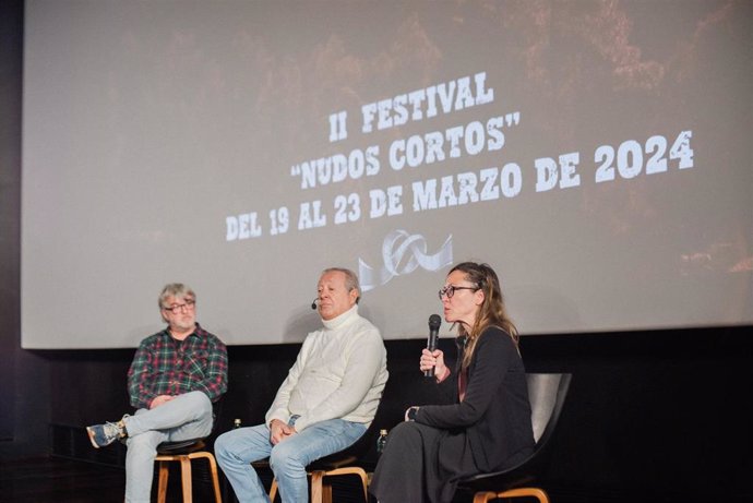 Rueda de prensa para presentar la segunda edición del festival de cortos de Sigüenza 'Nudos Cortos'. La presentación ha corrido a cargo de Luis Moser-Rothschild, Arantxa Pérez Gil y Jose Cortejarena.