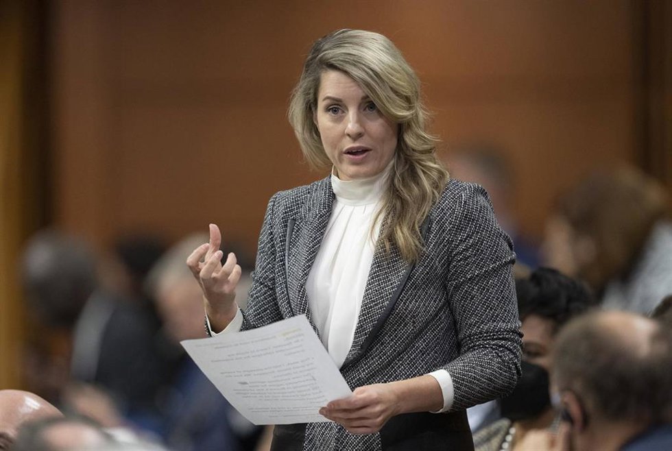 Archivo - La ministra de Exteriores de Canadá, Mélanie Joly