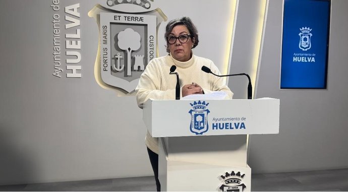 La portavoz de la Izquierda de Huelva (Izquierda Unida, Podemos, Iniciativa) en el Ayuntamiento de la capital onubense, Mónica Rossi.