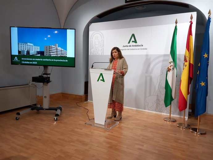La delegada de Salud y Consumo de la Junta de Andalucía en Córdoba, María Jesús Botella.