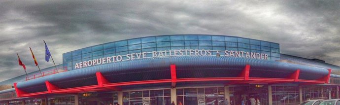 Aeropuerto Seve Ballesteros-Santander.