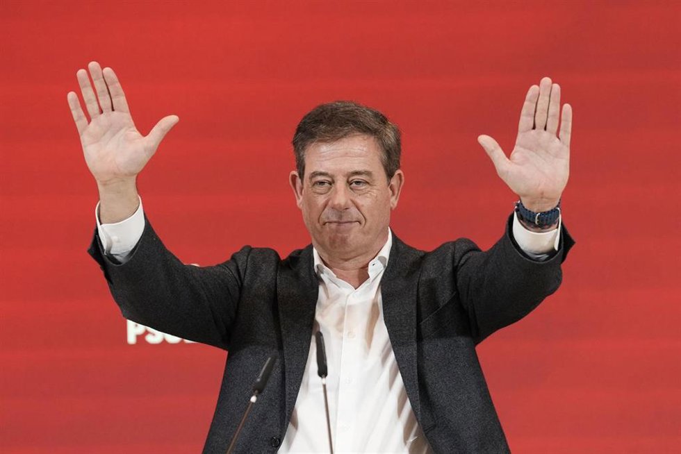 El diputado del PSOE y candidato del PSdeG a la Xunta, Xosé Ramón Gómez Besteiro, durante la clausura de la Convención Política del PSdeG, en la Cidade da Cultura de Galicia, a 17 de diciembre de 2023, en Santiago de Compostela, A Coruña, Galicia (Españ