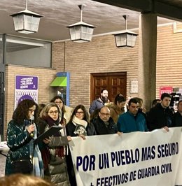 Concentración 'Por un pueblo más seguro'