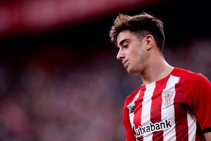 Archivo - Nico Serrano of Athletic Club reacts during the Spanish league match of La Liga between, Athletic Club and Celta de Vigo at San Mames on April 17, 2022, in Bilbao, Spain.